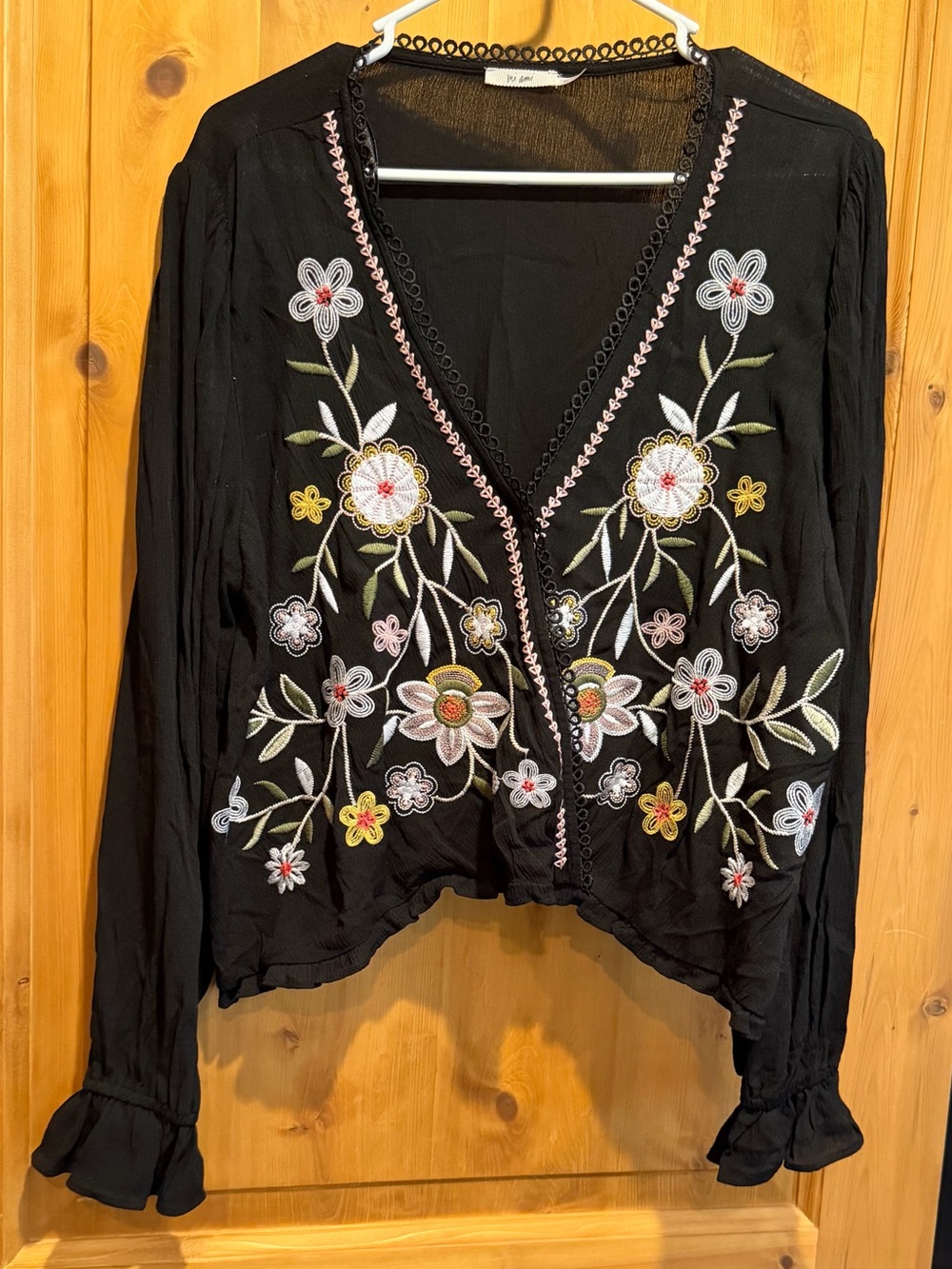 miami Black Floral Embroidered V-Neck Blouse